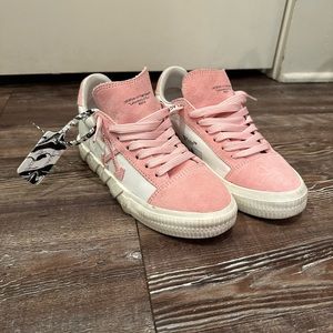 Off-White Sneakers